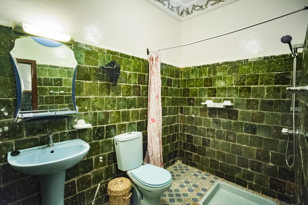 La Terrasse Des Delices Bed & Breakfast Fint Екстериор снимка